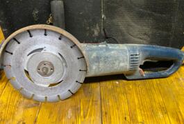 Location outil Meuleuse 230mm Bosch près de Bressuire