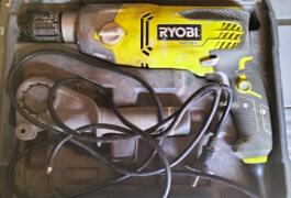 Location outil Perceuse à percussion électrique Ryobi près de Bréauté