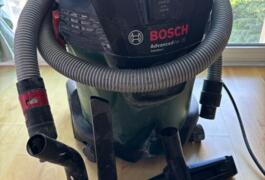 Location outil Aspirateur eau poussière électrique Bosch près de Blagnac