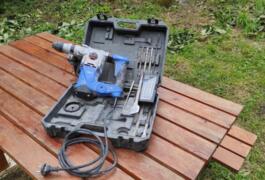 Location outil Perforateur burineur électrique près de Pont-Salomon
