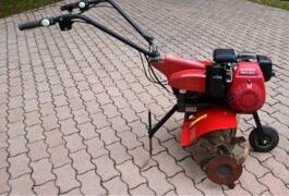 Location outil Motoculteur  Honda près de Villemoustaussou