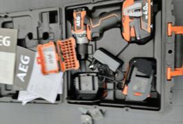 Location outil Visseuse sans-fil Aeg près de Bollene