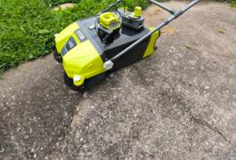 Location outil Balayeuse Ryobi  Ryobi près de Kaltenhouse