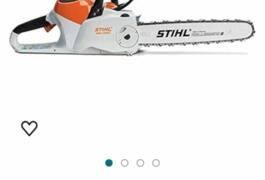 Location outil Tronçonneuse à bois électrique Stihl près de Rambouillet