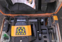 Location outil Laser rotatif pro  près de Yvrac