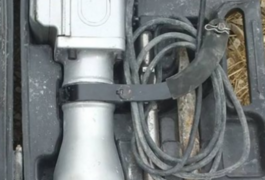 Location outil Marteau piqueur électrique près de Le Bugue