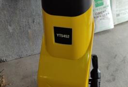 Location outil Broyeur à vegetaux électrique près de Seloncourt