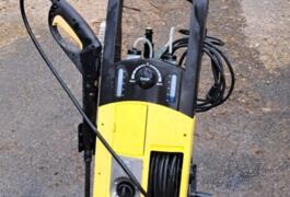 Location outil Nettoyeur haute pression électrique Karcher près de Antin
