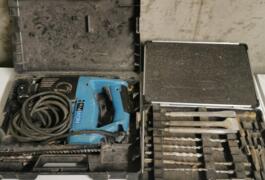 Location outil Burineur perforateur électrique près de Ueberstrass