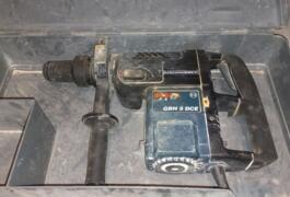 Location outil Perforateur burineur électrique Bosch près de Sacquenville