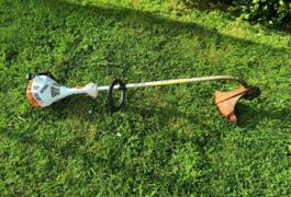 Location outil Débroussailleuse Thermique Stihl près de Arnas