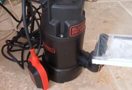Location outil Pompe Submersible  Black et decker près de Grasse