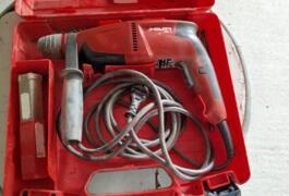Location outil Perforateur burineur électrique Hilti près de Saint-Martin-du-Limet