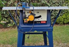 Location outil Scie circulaire sur table électrique Ryobi près de Thivars