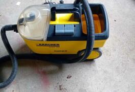 Location outil Shampouineuse  Karcher près de Torcy-et-Pouligny