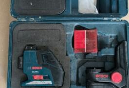 Location outil Niveau laser  Bosch près de Boissise-la-Bertrand