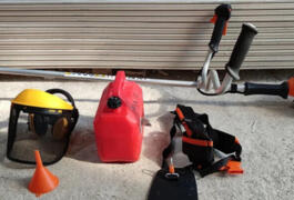 Location outil Débroussailleuse  Stihl près de Lieuvillers