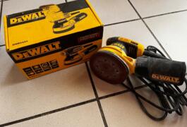 Location outil Ponceuse à bois électrique Dewalt près de Lyon