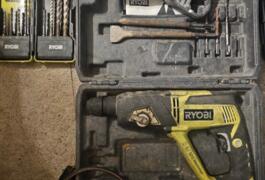 Location outil Perforateur à percussion électrique Ryobi près de Chaudenay