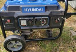 Location outil Groupe électrogène Thermique Hyundai près de Francueil