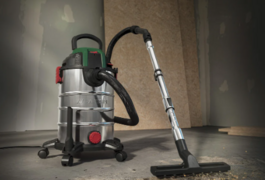 Location outil Aspirateur eau poussière électrique près de Eybens