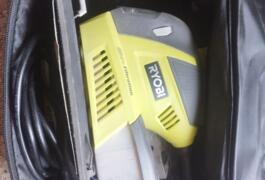 Location outil Ponceuse électrique Ryobi près de Chaudun