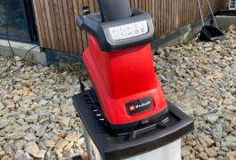 Location outil Broyeur de végetaux électrique Einhell près de Petit-Mars