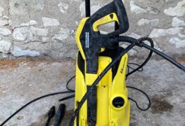 Location outil Nettoyeur haute pression électrique Karcher près de Saint-Gervais-les-Trois-Clochers