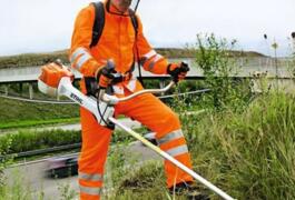 Location outil Debrousailleuse  Stihl près de Ustaritz