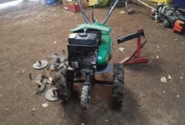 Location outil Motoculteur  Briggs &amp; stratton près de Montredon-Labessonnié