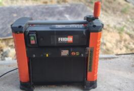 Location outil Raboteuse électrique Feider près de Pusignan