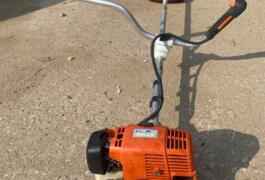 Location outil Débroussailleuse Thermique Stihl près de Champlan