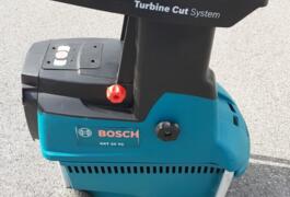 Location outil Broyeur de végetaux électrique Bosch près de Blaringhem