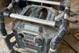 Location outil Radio-chantier électrique près de Lévignen