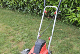 Location outil Motobineuse électrique Einhell près de Saulx-les-Chartreux