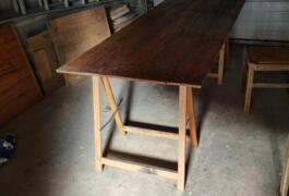 Location outil Table  près de Carentoir