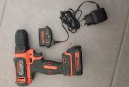 Location outil Visseuse perceuse  Black et decker près de Ramonville st agne