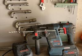 Location outil Burineur perforateur électrique Bosch près de Léguevin