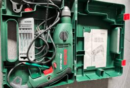Location outil Perceuse électrique Bosch près de Tours