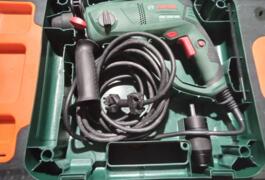 Location outil Burineur perforateur électrique Bosch près de Candé-sur-Beuvron