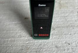 Location outil Télémètre laser  Bosch près de Saint-Christophe-du-Ligneron