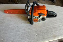 Location outil Tronçonneuse Thermique Stihl près de Saint-Christophe-du-Ligneron