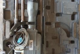 Location outil Marteau piqueur électrique près de Lignan-sur-Orb