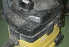 Location outil Aspirateur de chantier électrique Karcher près de Les Pavillons-sous-Bois