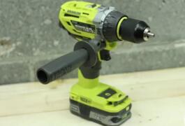 Location outil Perceuse à percussion Sans-fil Ryobi près de Lapalud