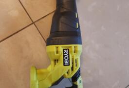 Location outil Scie sabre électrique Ryobi près de Champeaux