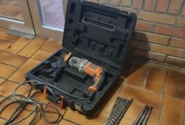 Location outil Perforateur à percussion électrique Aeg près de Lille