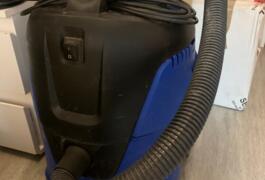 Location outil Aspirateur eau poussière électrique près de Grézieu-la-Varenne