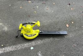 Location outil Aspirateur souffleur électrique Ryobi près de Cadaujac