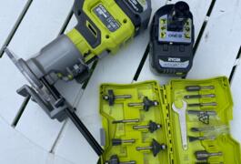 Location outil Affleureuse électrique Ryobi près de Sand